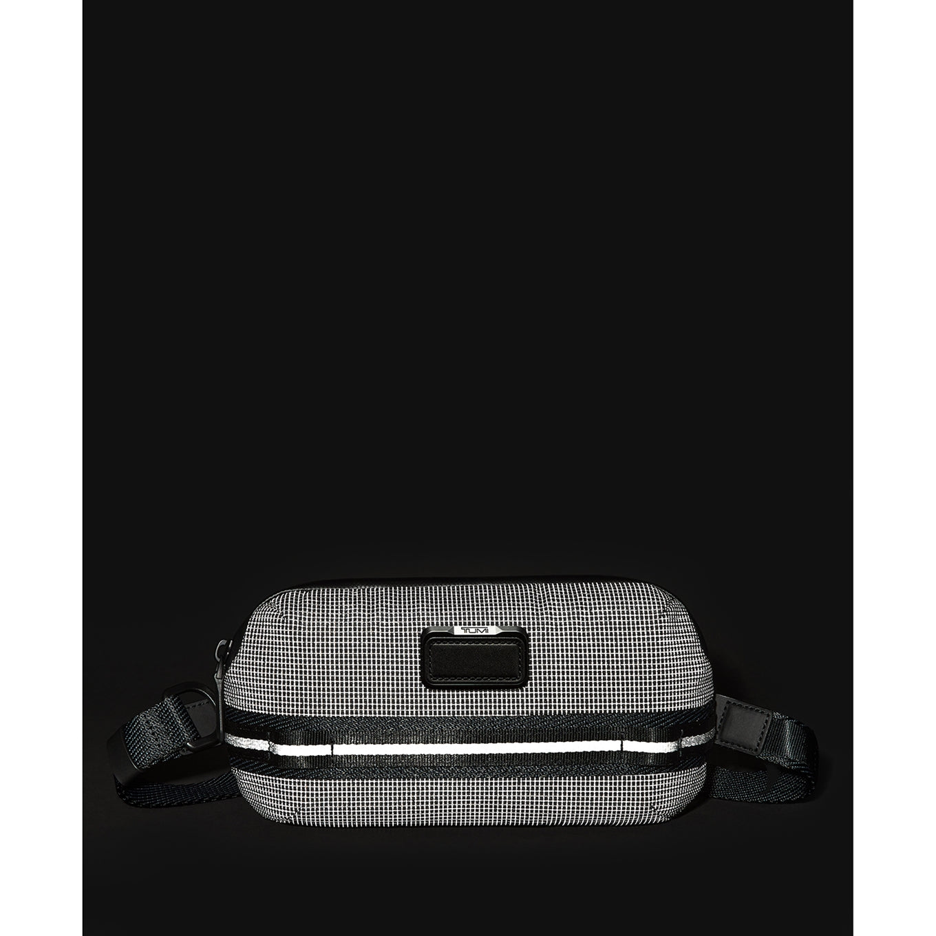 Tumi Alpha Bravo Signal Sling reflektierende Gürteltasche