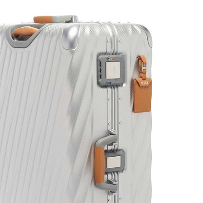 TUMI 19 Degree Aluminium Extended Trip Packing Case texture silver