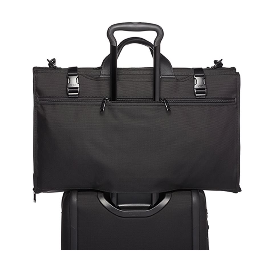 TUMI Alpha Garment Tri-Fold black