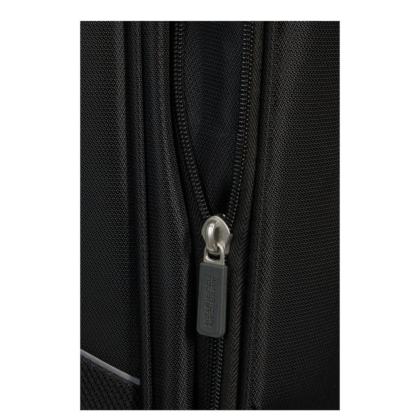 American Tourister Summerride Spinner S Exp black
