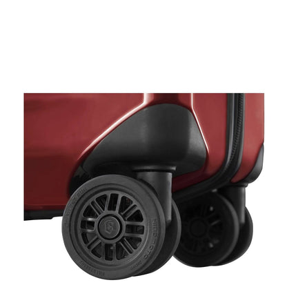 Victorinox Airox Global Hardside Carry-On victorinox red