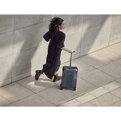 Victorinox Airox Frequent Flyer Hardside Carry-On black