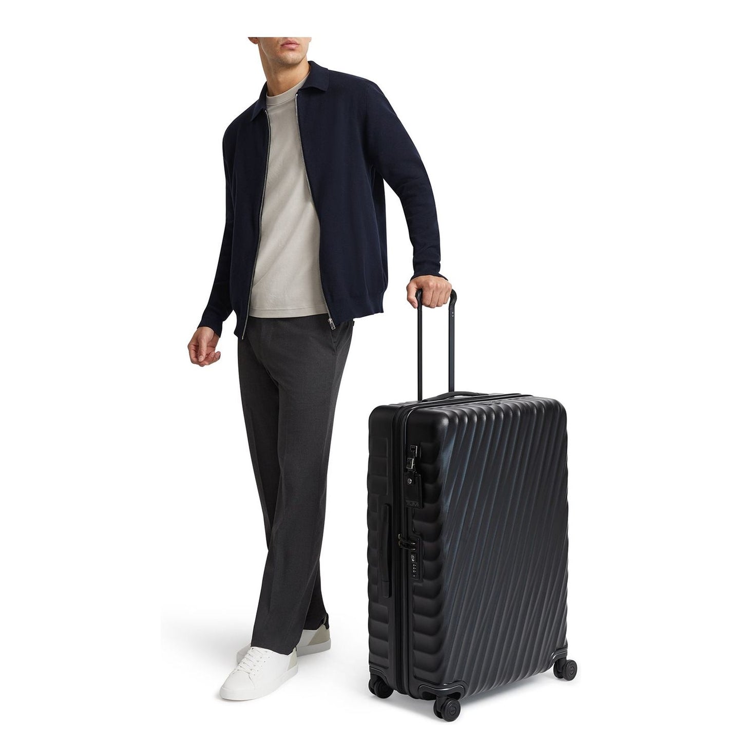TUMI 19 Degree Ext Trip EXP 4 Whl P/C black texture