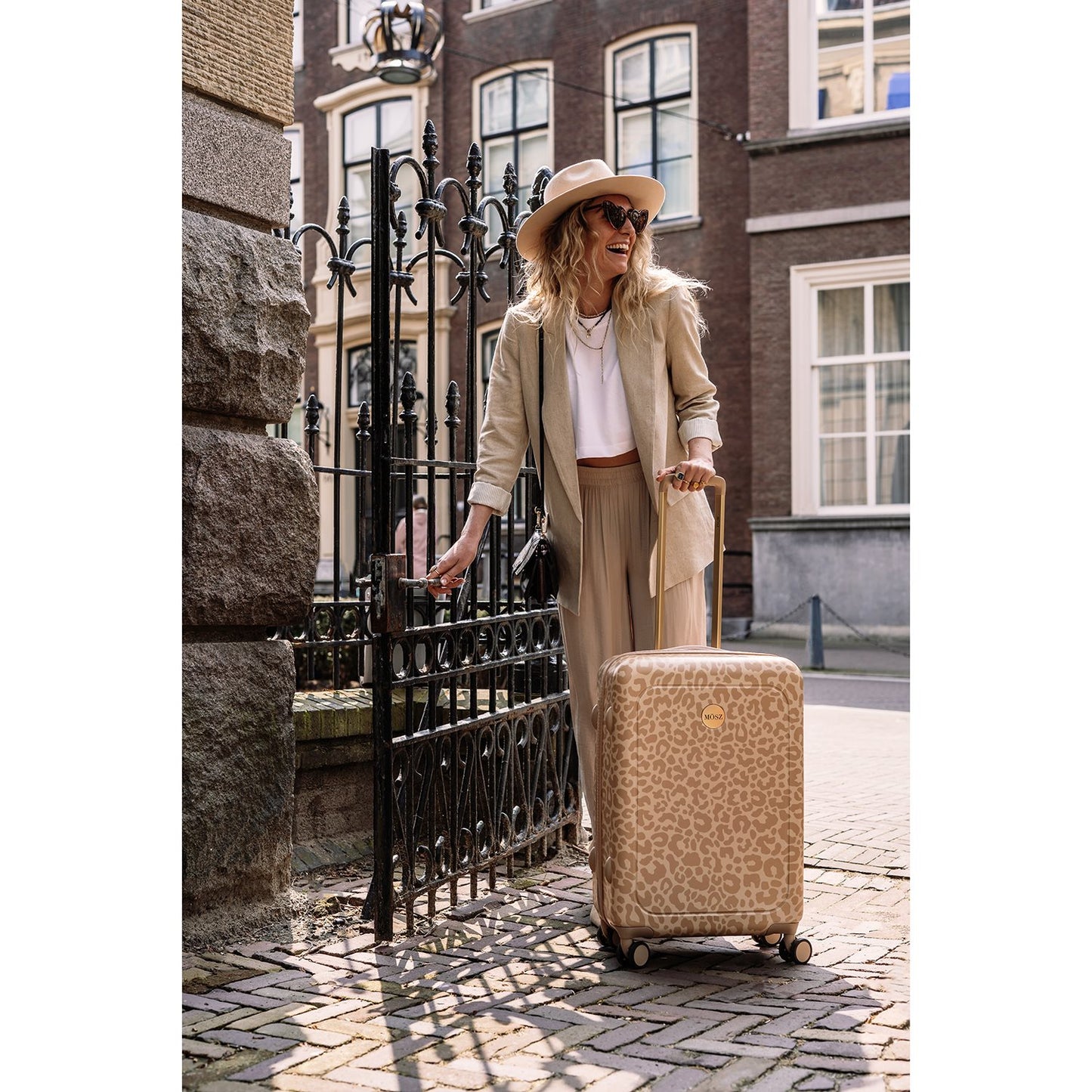 MOSZ Lauren Trolley 66 latte leo