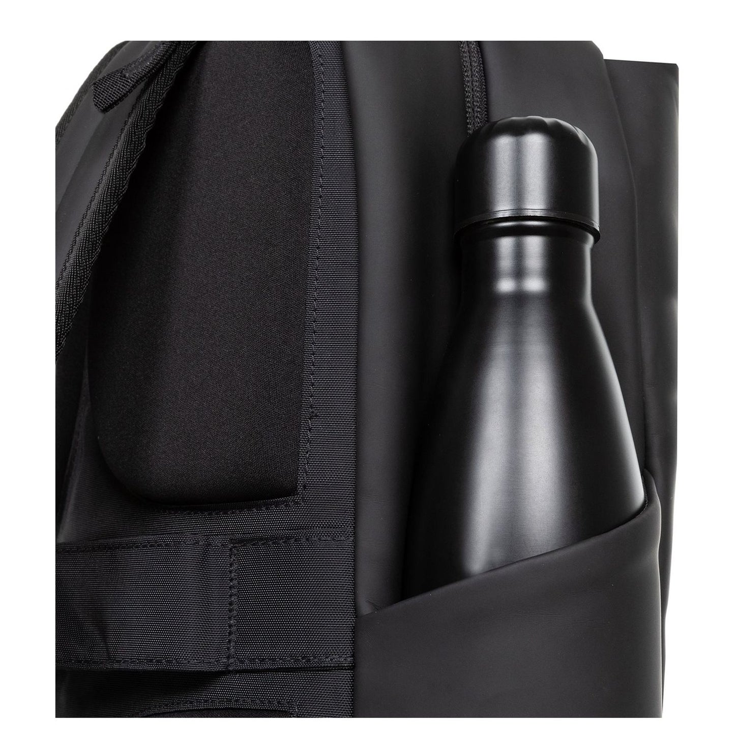 Eastpak Tecum F CNNCT F matte black