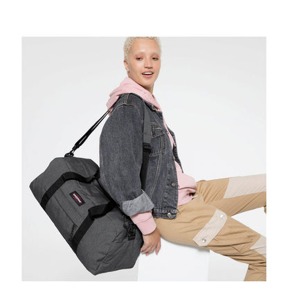 Eastpak Stand Weekendtas + black denim