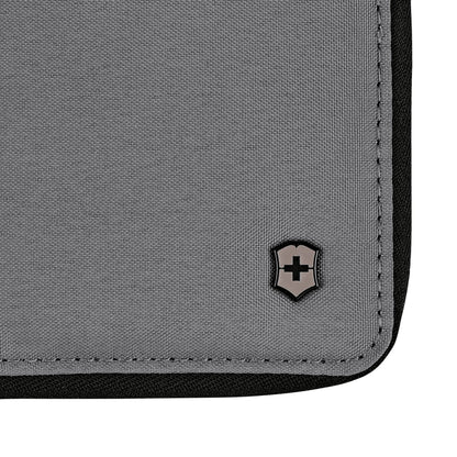 Victorinox Travel Essentials Bi-Fold Wallet frost grey