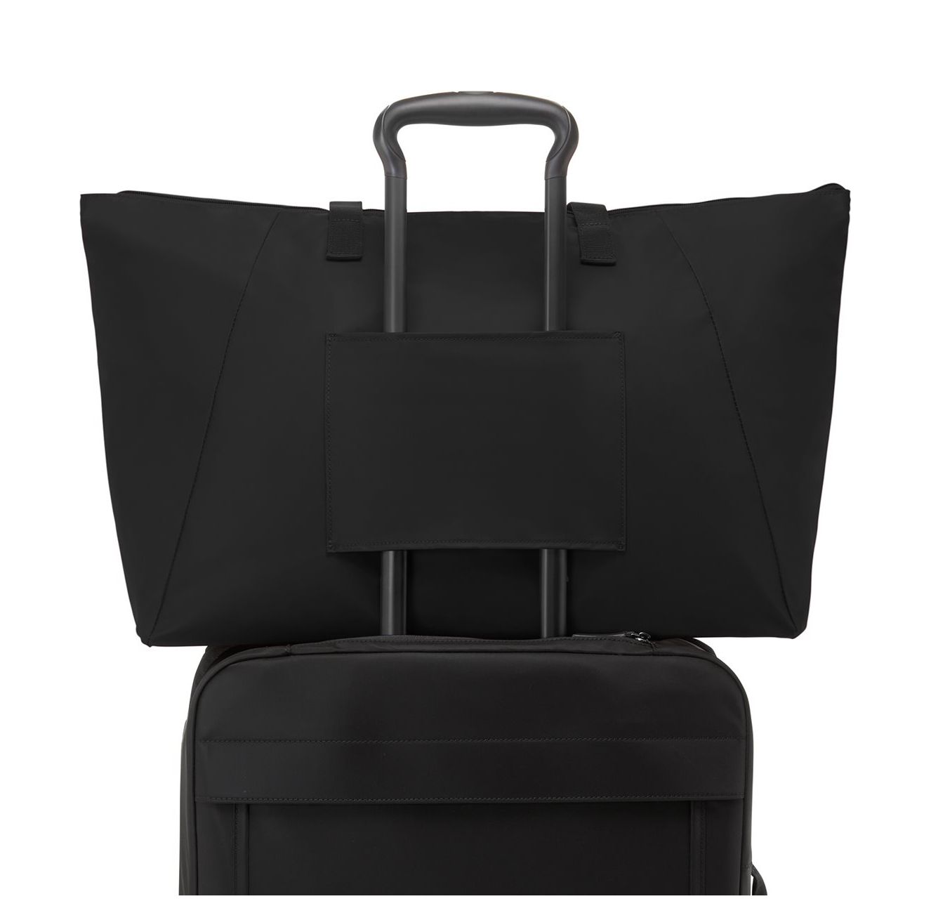 TUMI Voyageur Just In Case Tote black/gold
