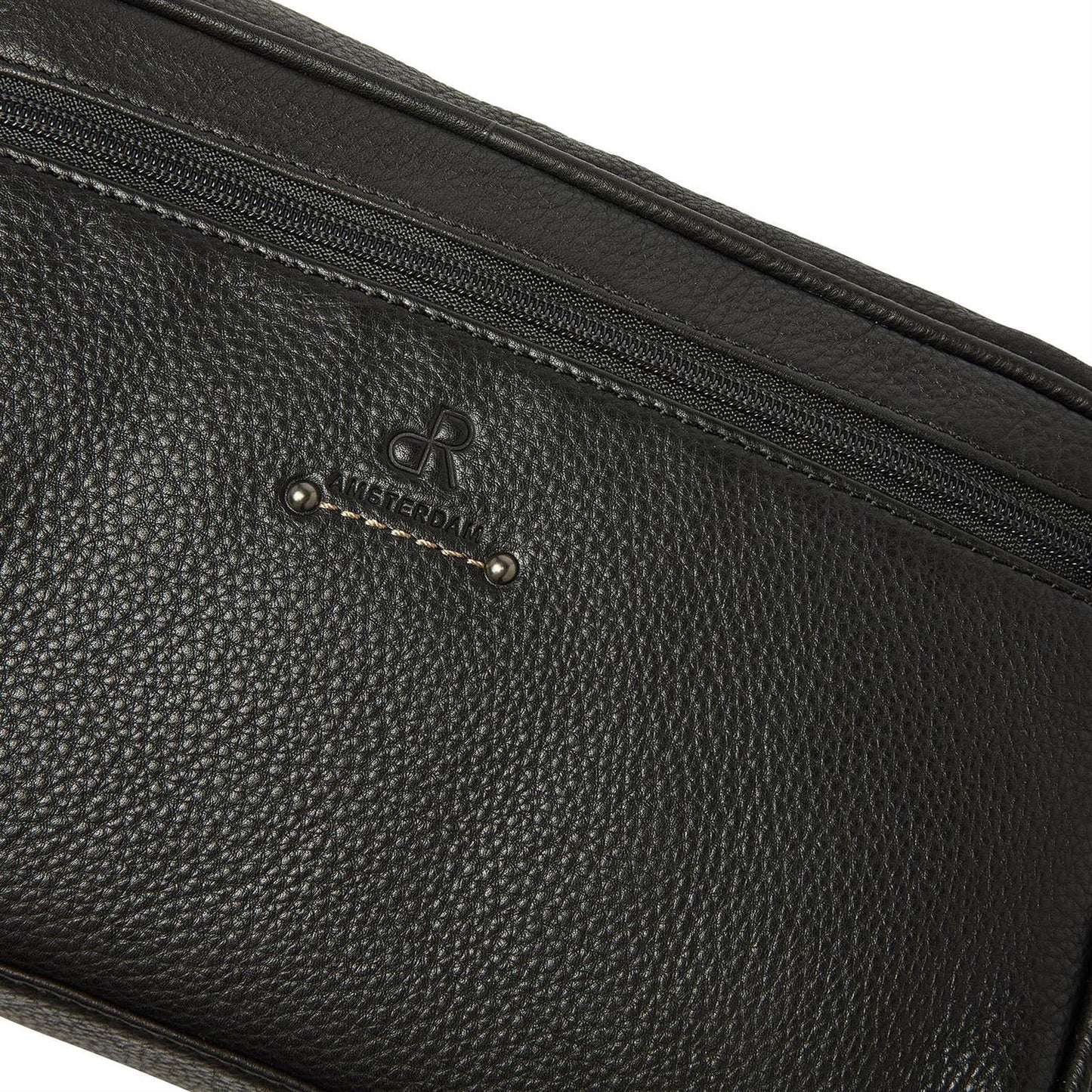 dR Amsterdam Solace Toilet bag black