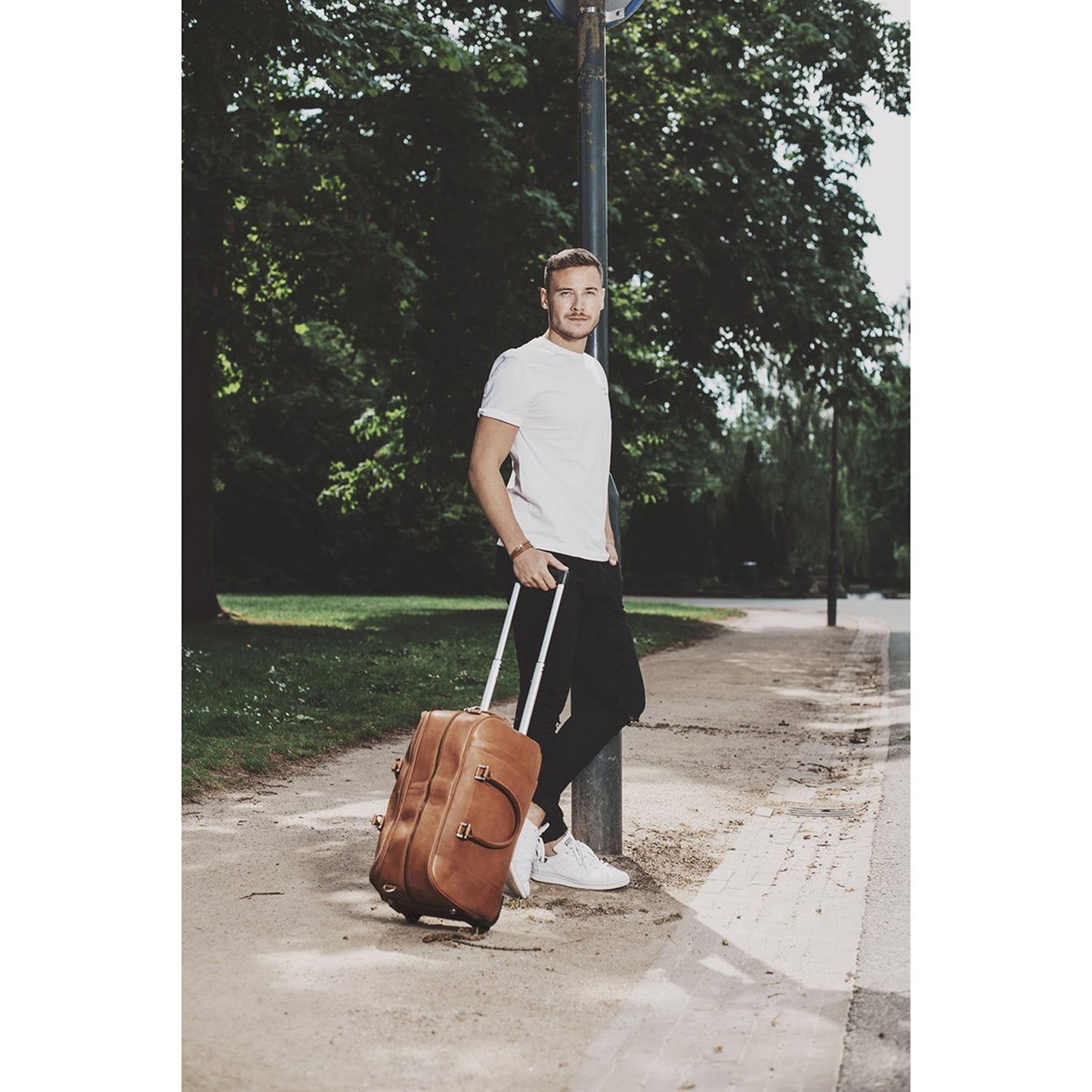 The Chesterfield Brand Jayven Trolley Travelbag cognac