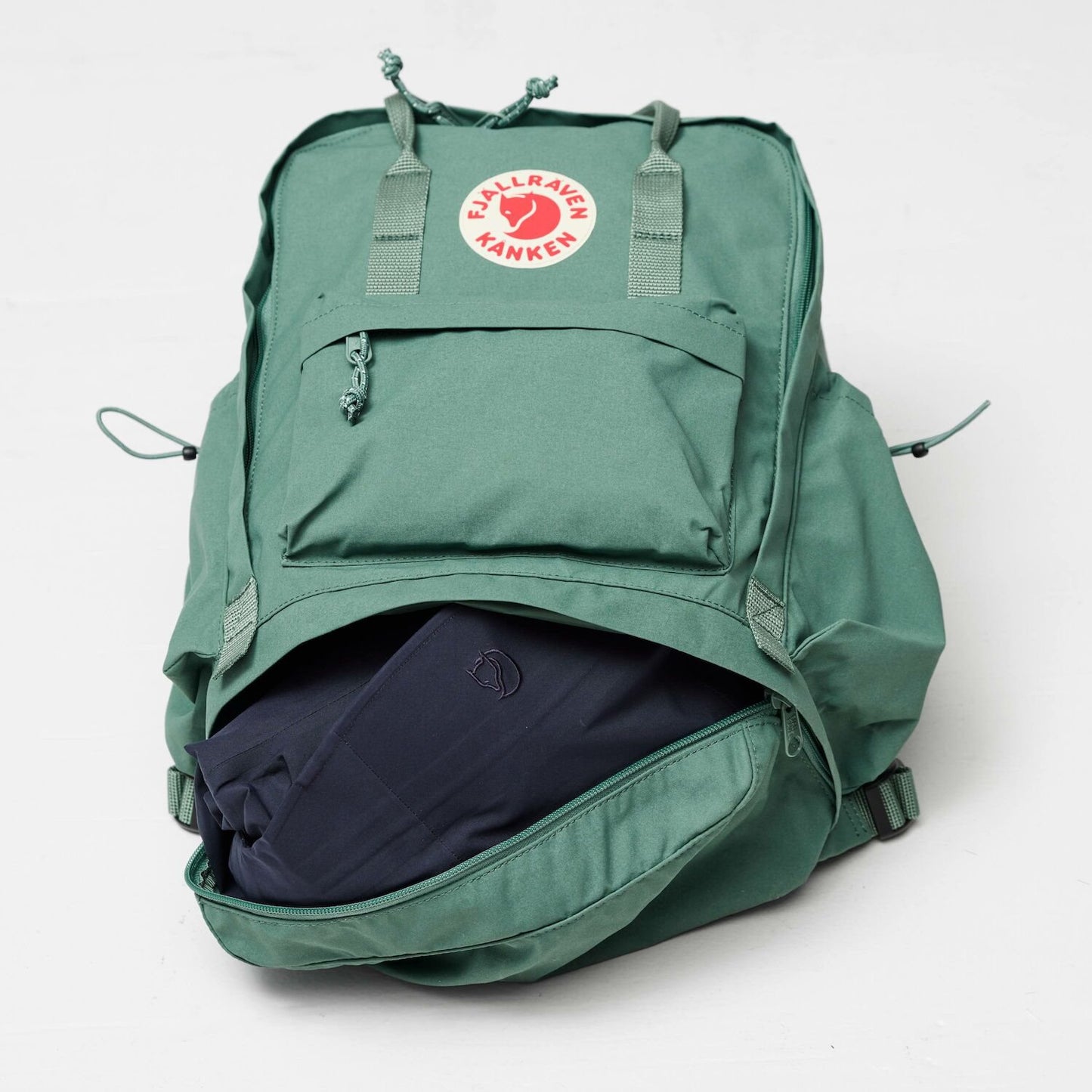 Fjallraven Kanken Outlong frost green
