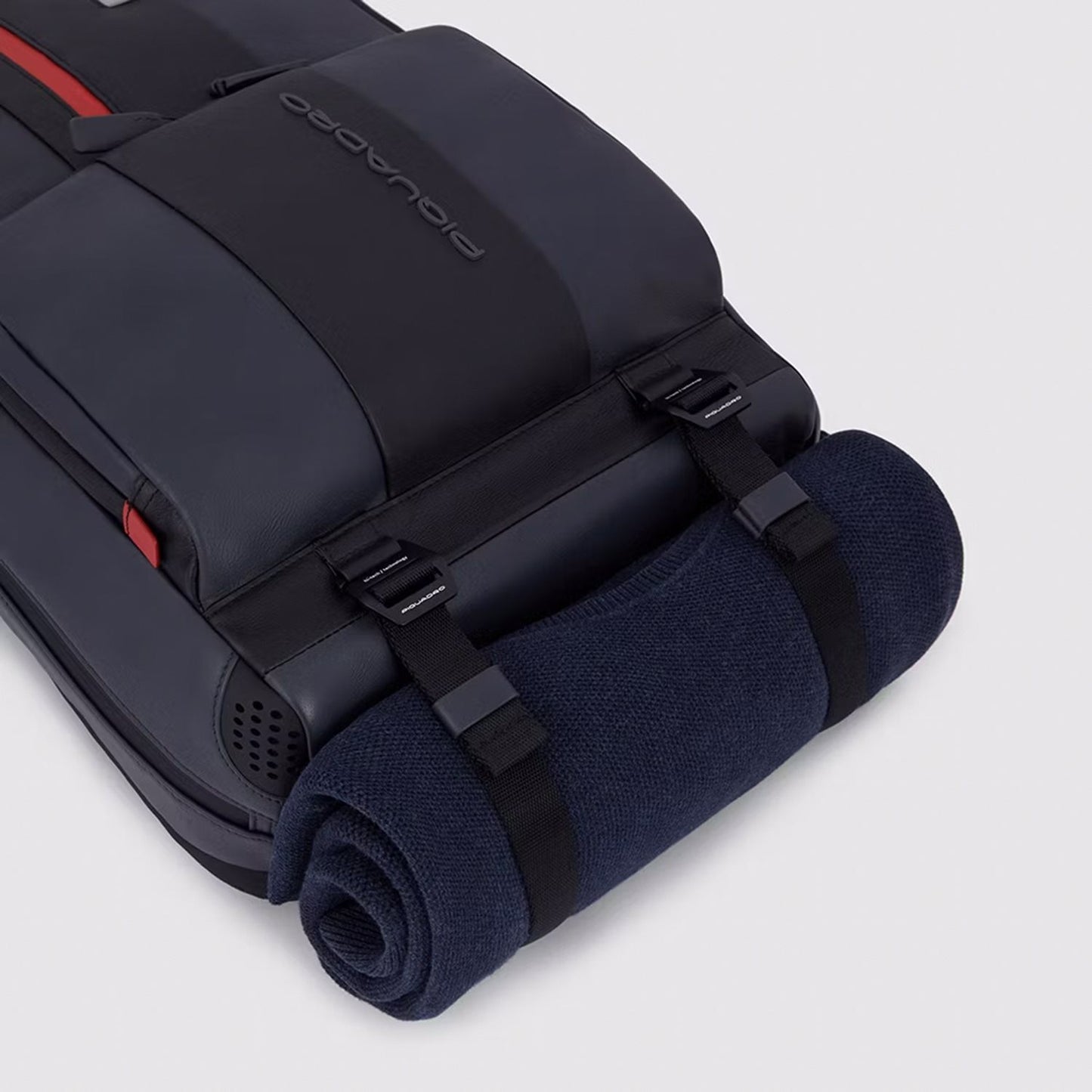 Piquadro Urban Fast-check Laptop and Ipad Backpack grey/black