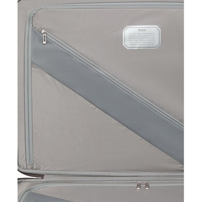 TUMI 19 Degree Lite Extended Trip P/C titanium grey