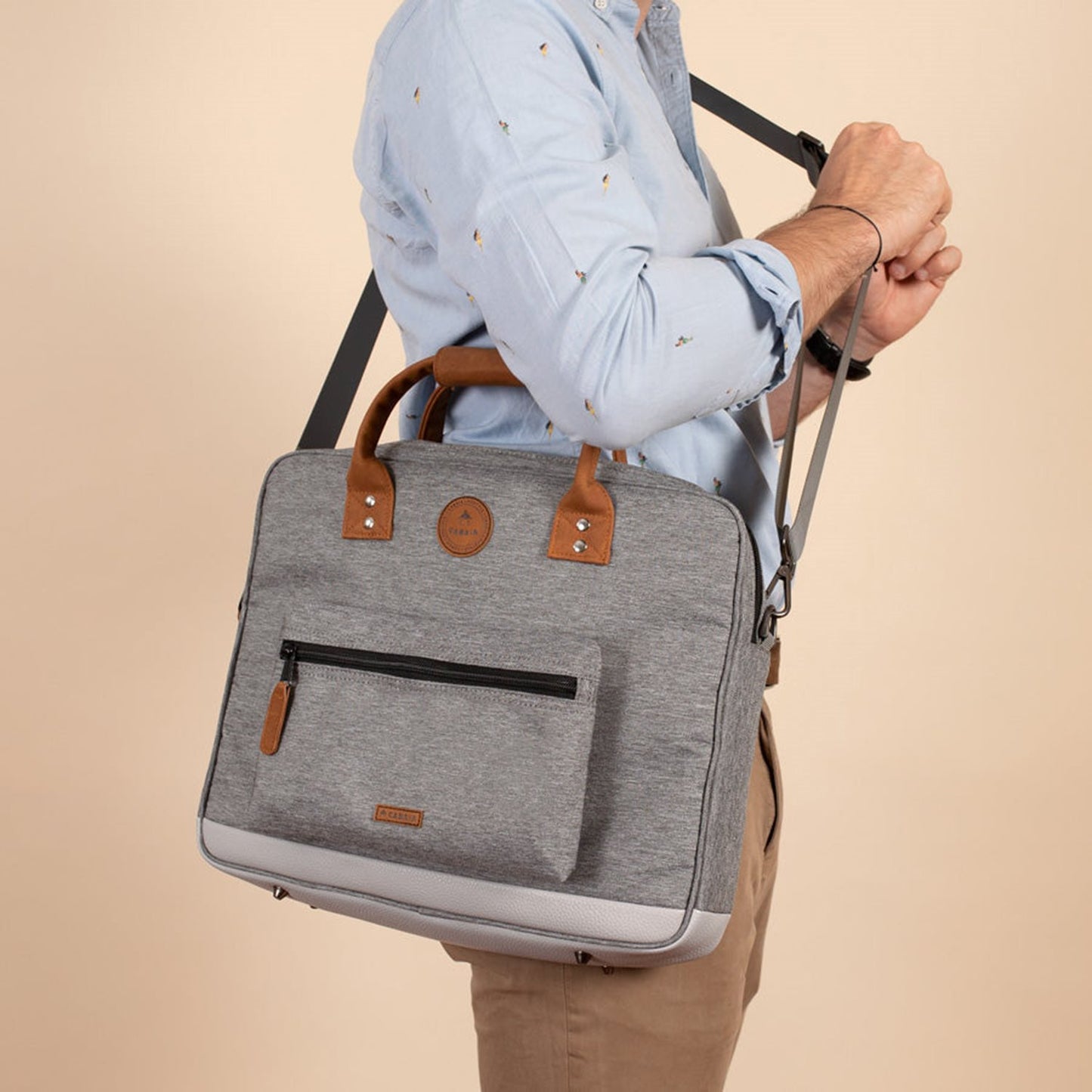 Cabaia Messenger Bag Medium new york