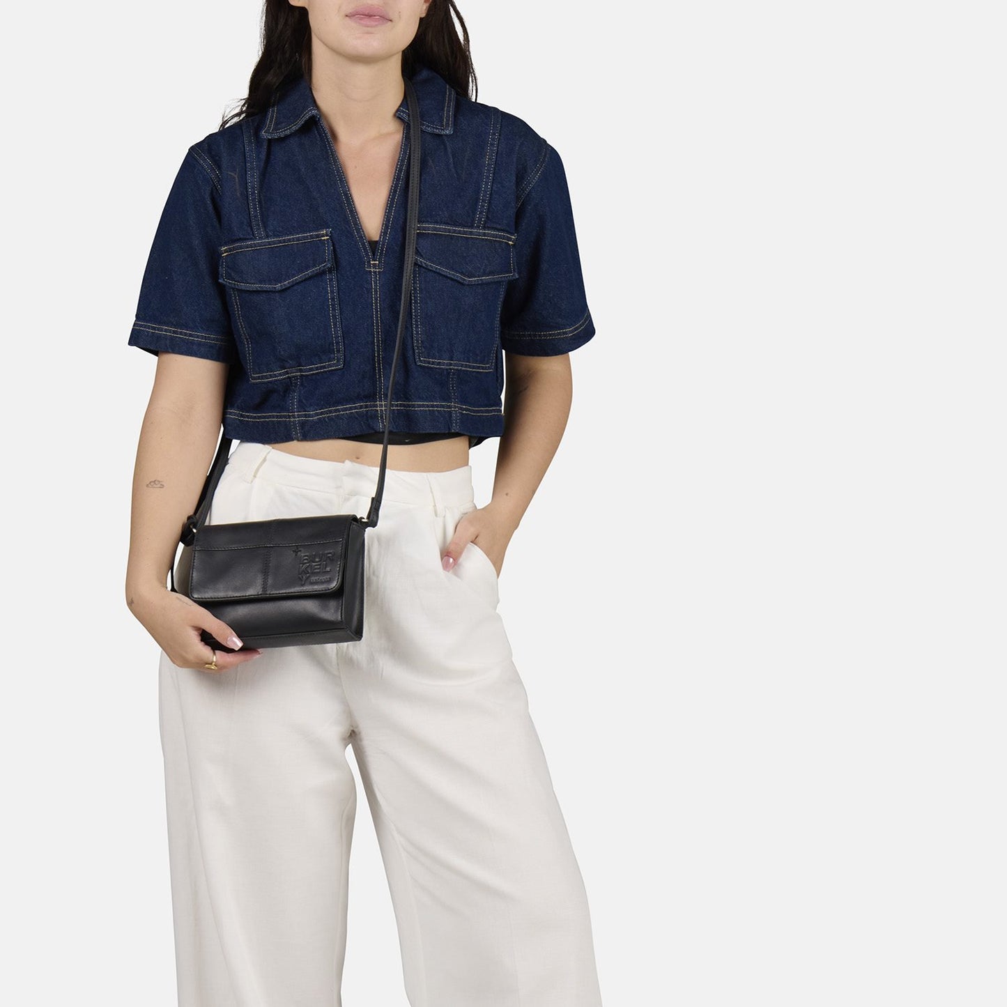 Burkely Rogue Robyn Crossbody Flap beach black