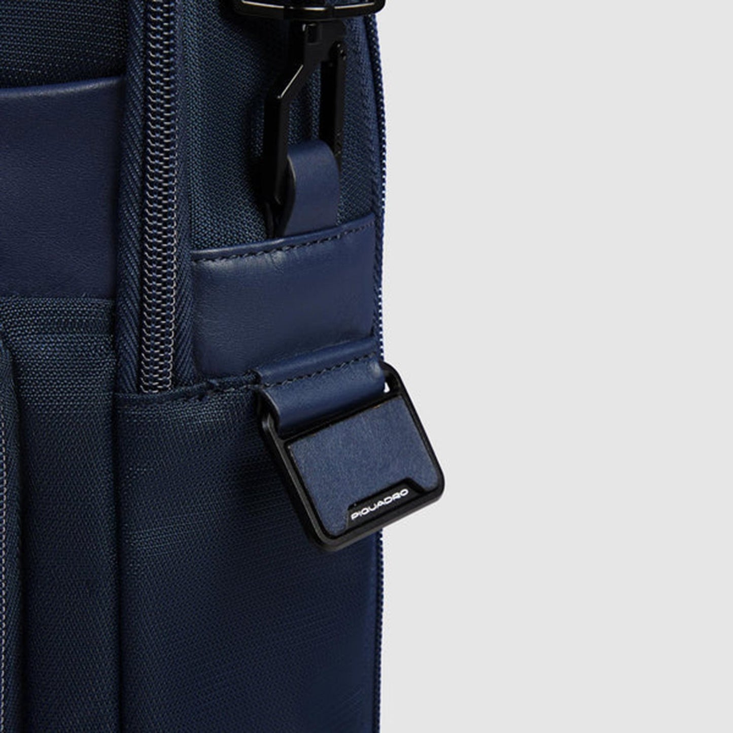 Piquadro Brief 2 Laptop Shoulderbag 15.6" blue