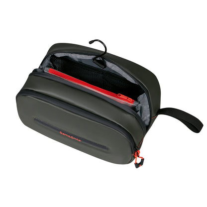 Samsonite Ecodiver Toilet Kit climbing ivy