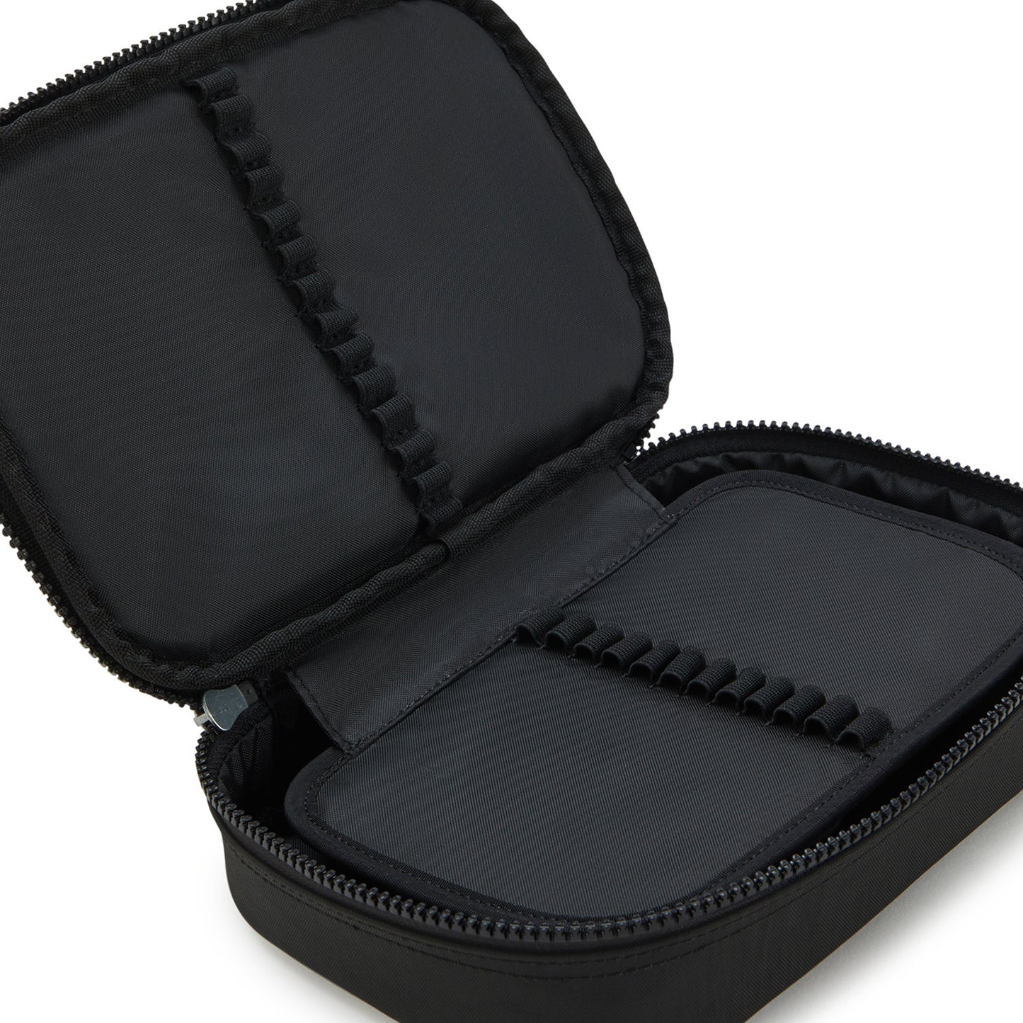 Kipling 100 Pens fire skate