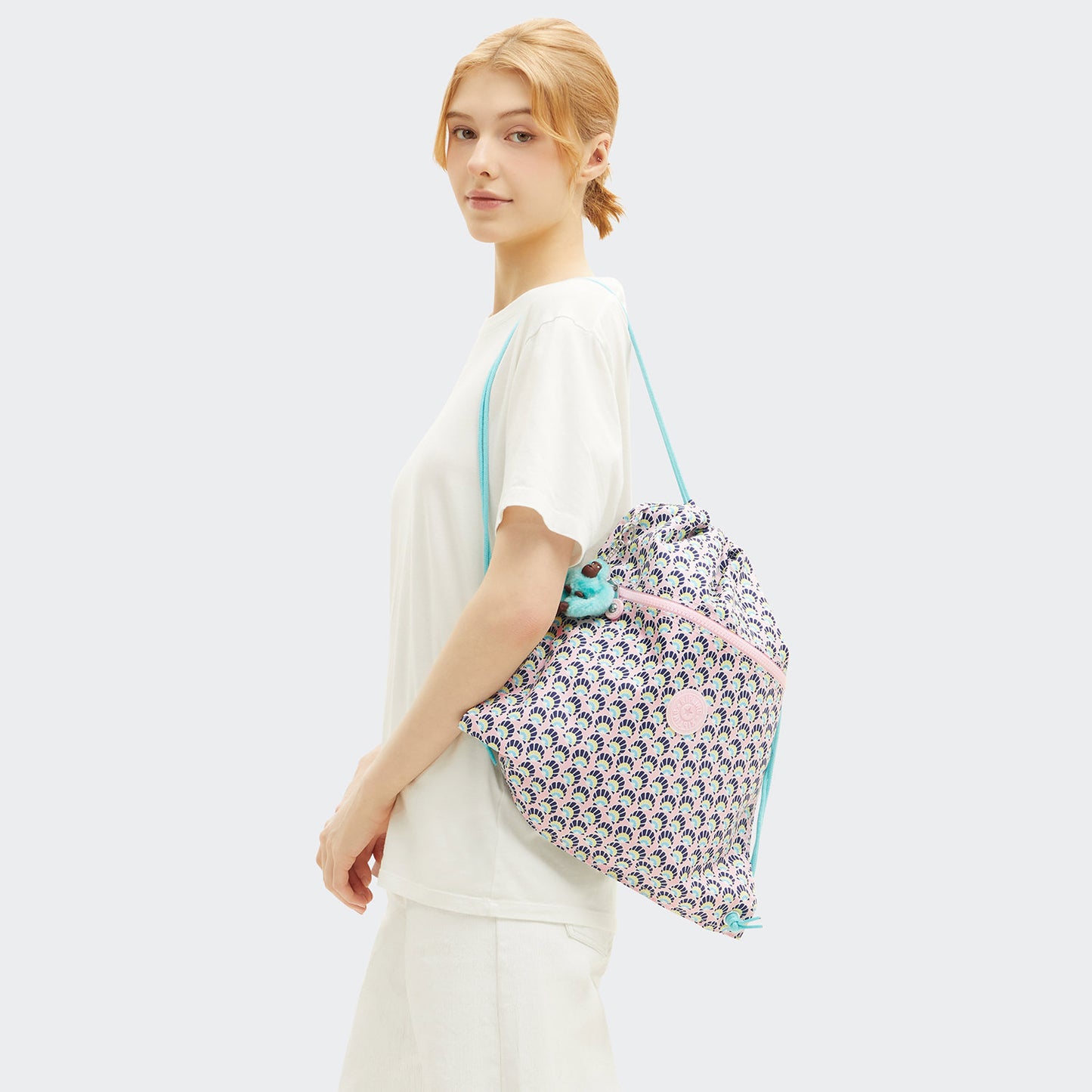 Kipling Supertaboo geo shell