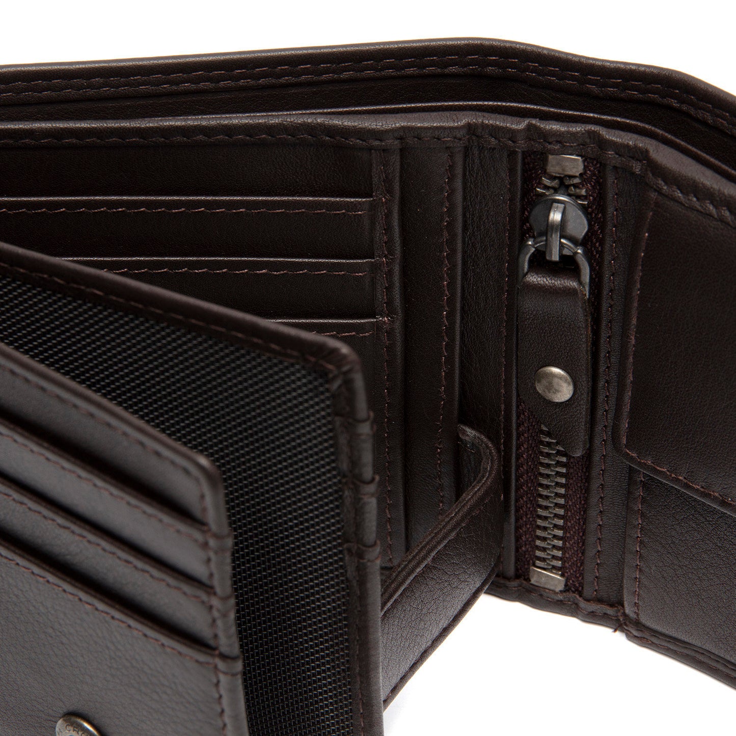 The Chesterfield Brand Hendrick Billfold Wide brown