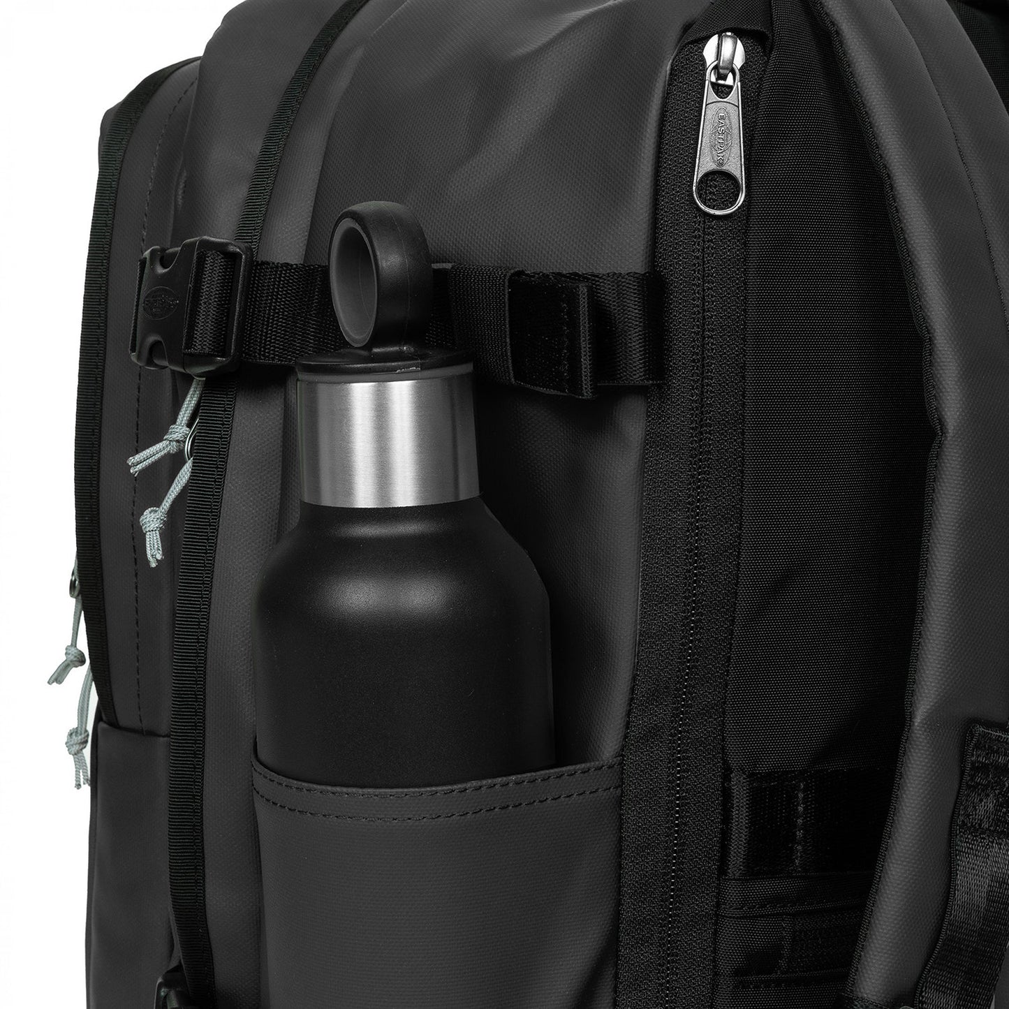 Eastpak Cabin Pak'r Tarp black2