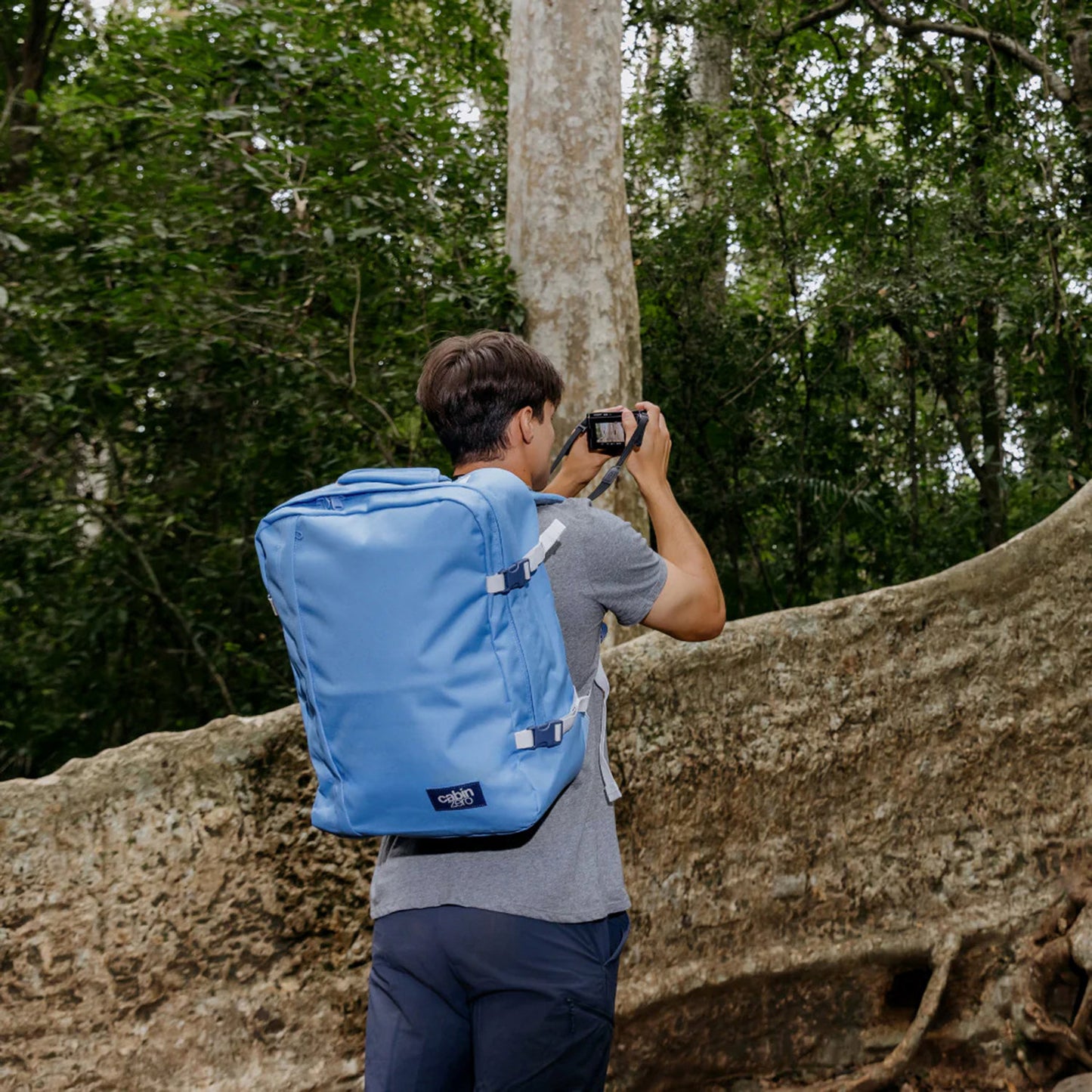 CabinZero Classic 44L Ultra Light Cabin Bag infinity blue