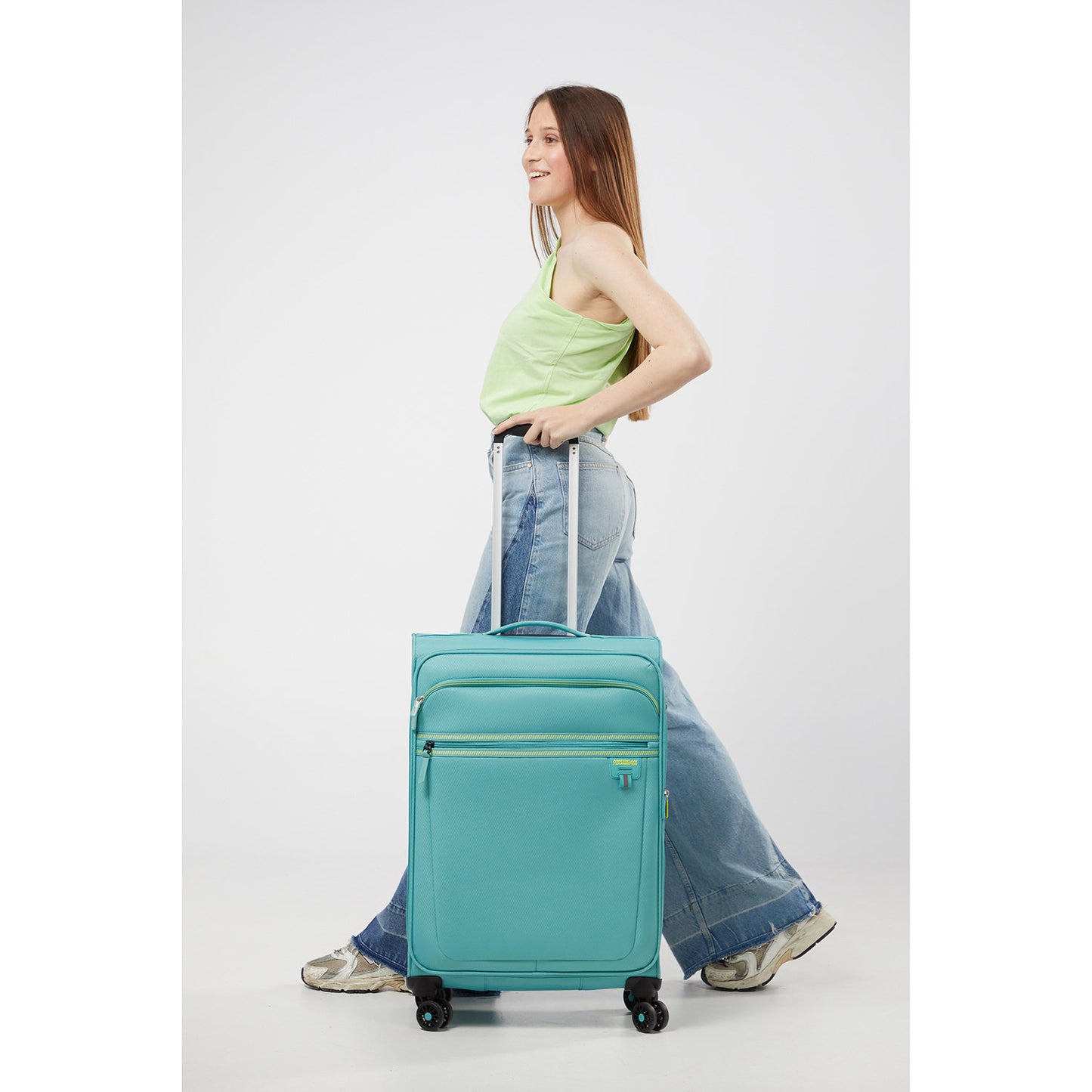 American Tourister Aerospin Spinner 69 Expandable dusty turquoise