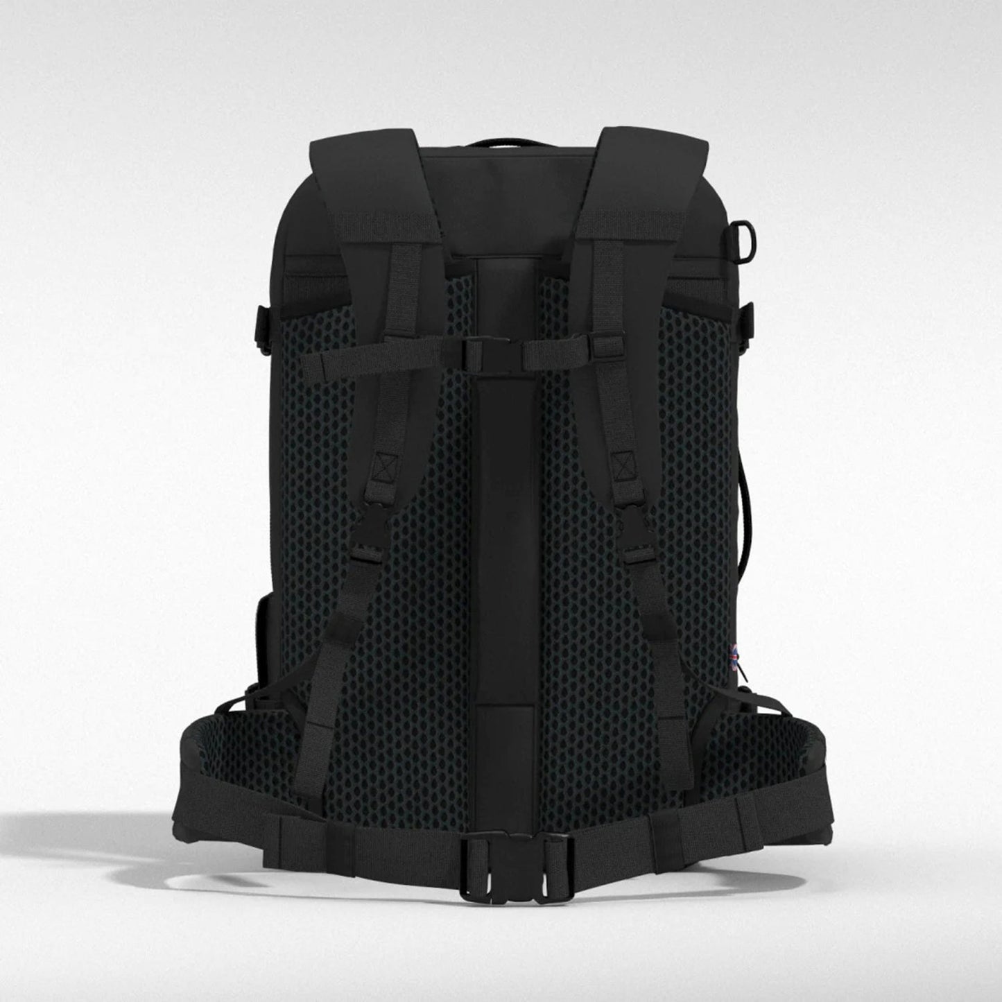 CabinZero Classic Pro 42L absolute black