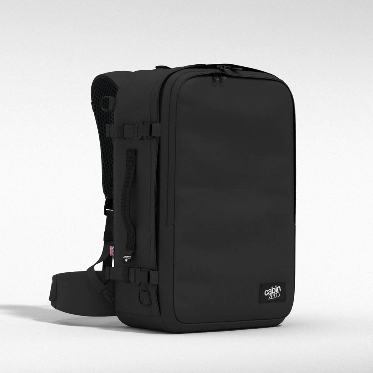 CabinZero Classic Pro 42L absolute black