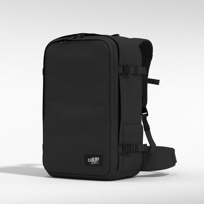 CabinZero Classic Pro 42L absolute black