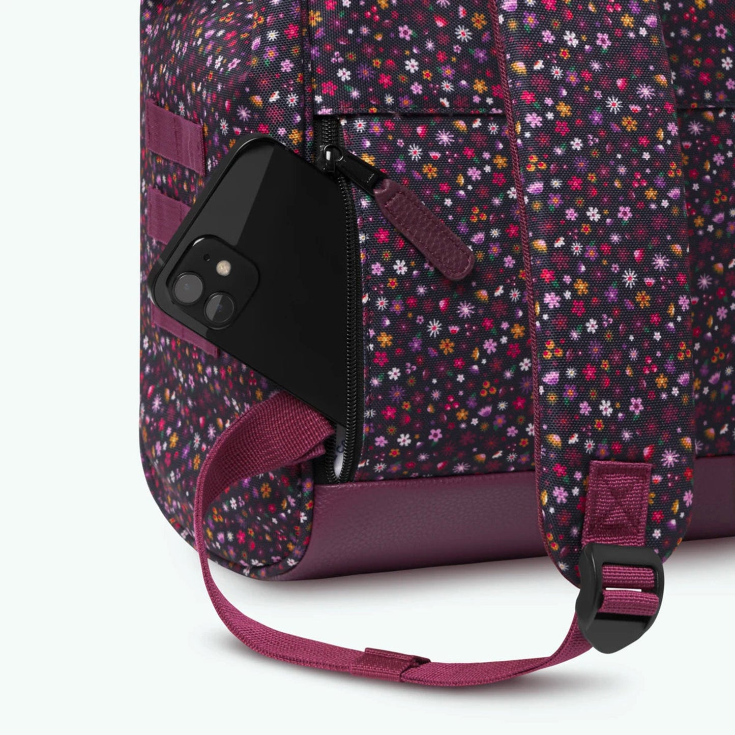 Cabaia Adventurer Bag Medium lausanne