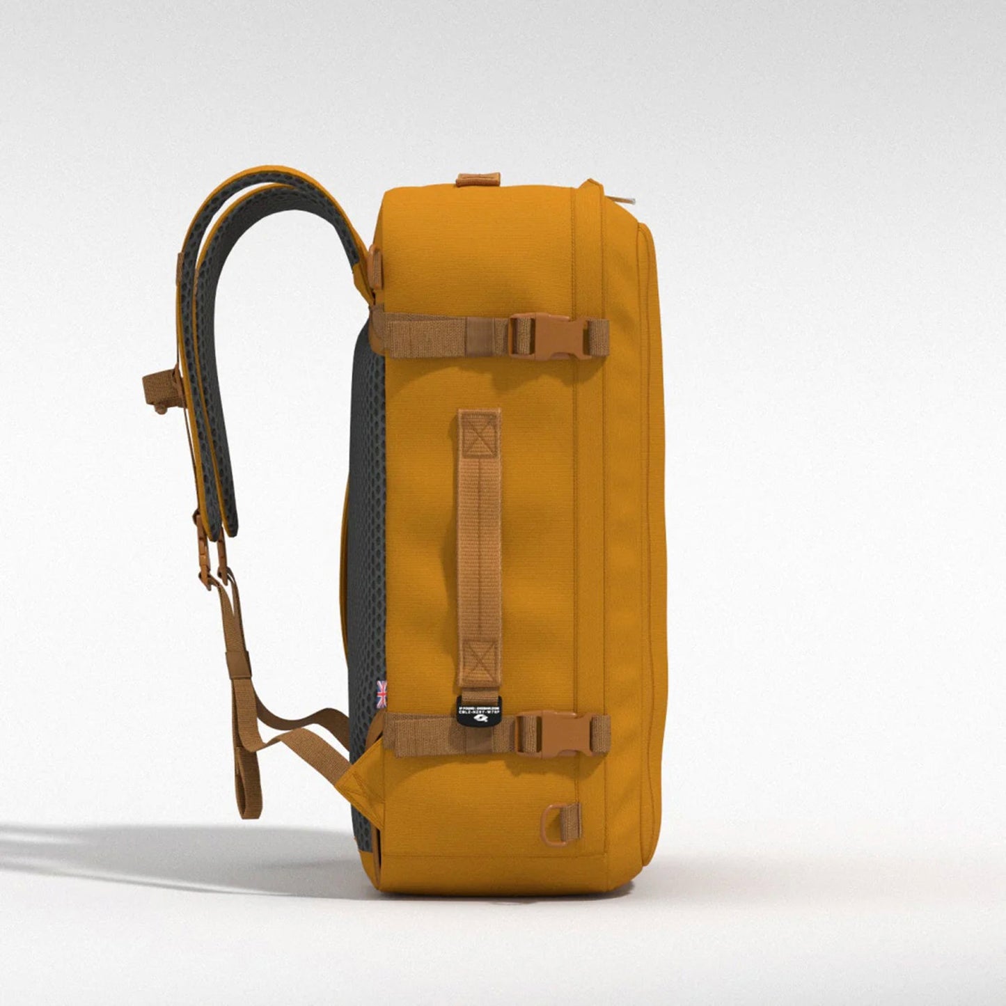 CabinZero Classic Plus 42L orange chill