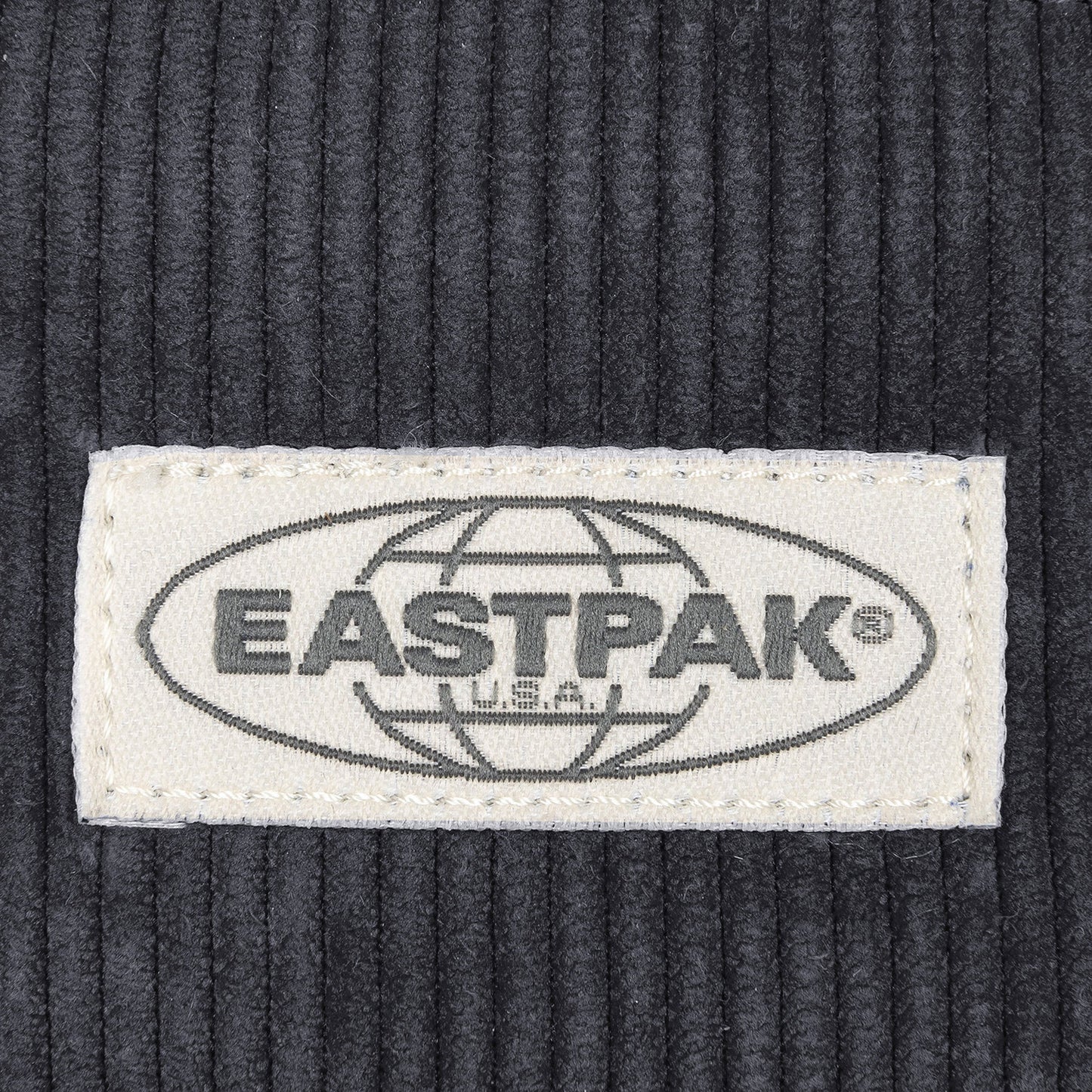 Eastpak Day Office ribs black