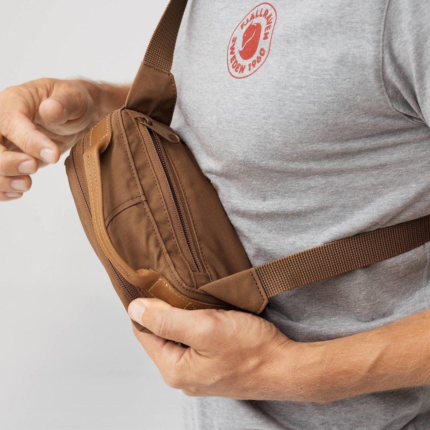 Fjallraven Kanken No 2. Hip Pack hazel brown