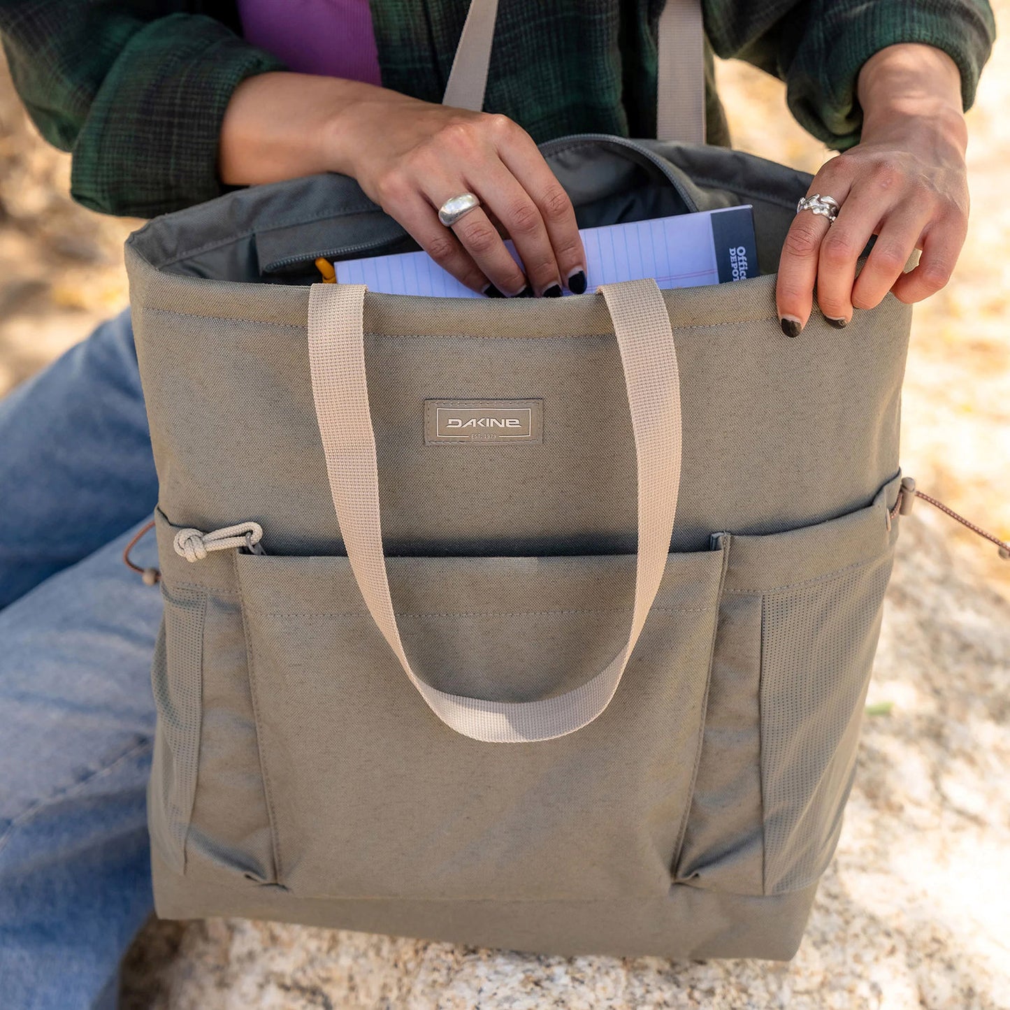 Dakine Recess Tote Pack 19L mulled basil