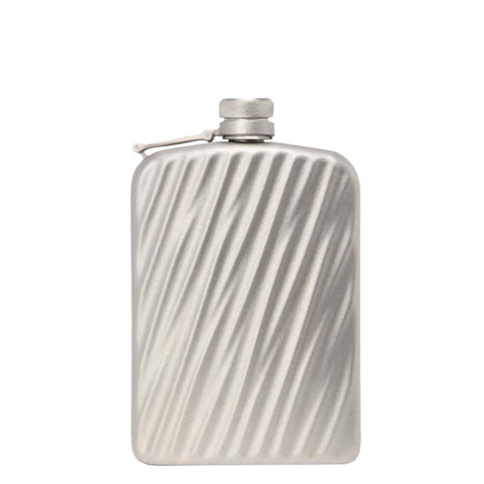 TUMI 19 Degree Titanium Flask titanium