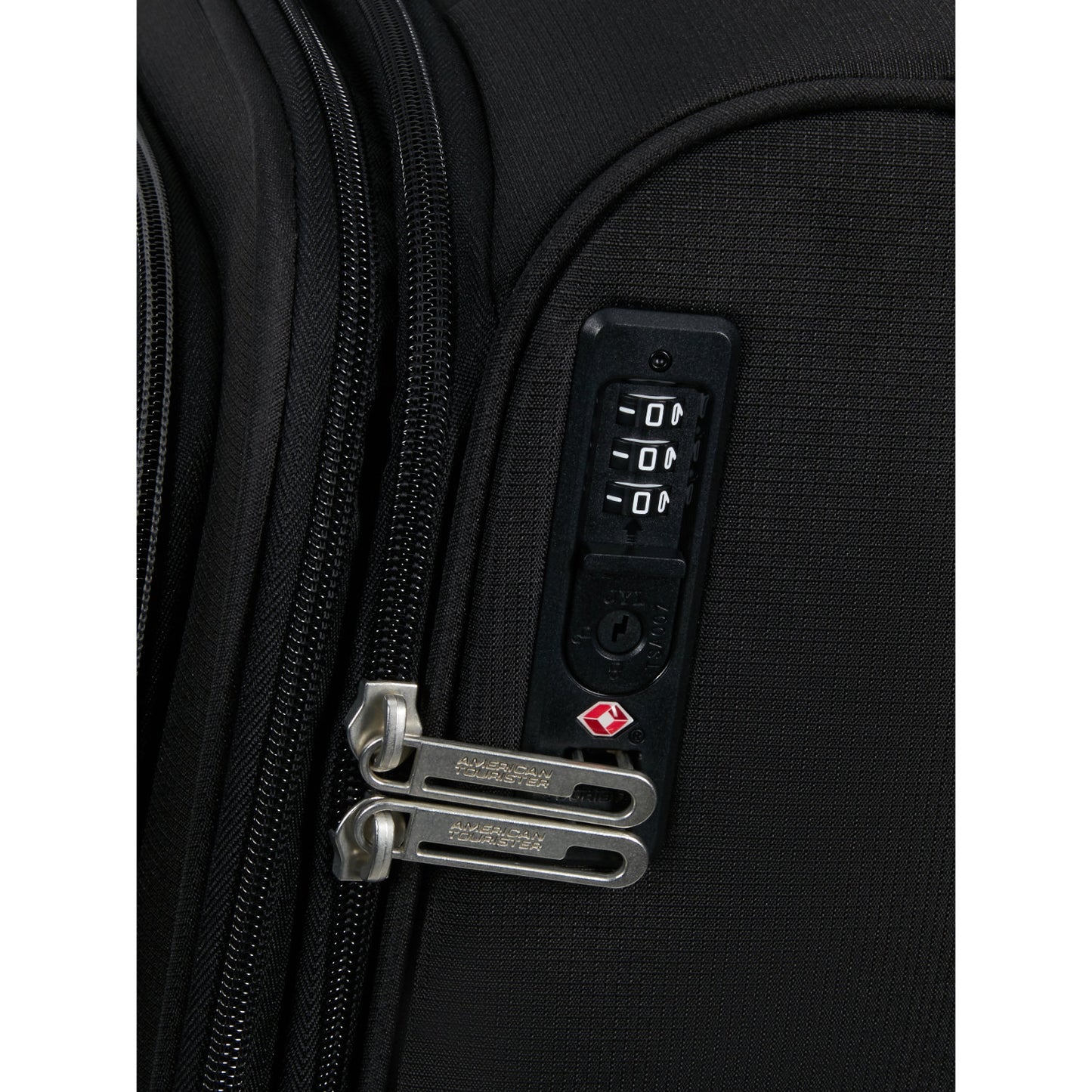 American Tourister Cloudrider  Spinner S Expandable TSA jet black