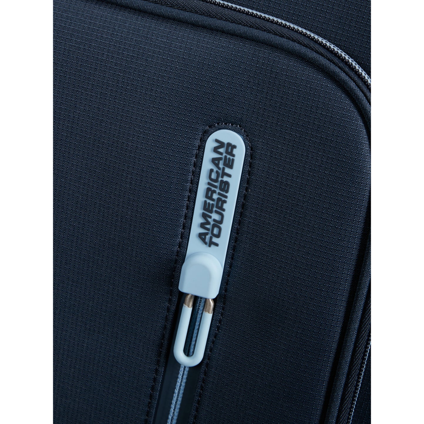 American Tourister Cloudrider  Spinner S Expandable TSA sky navy