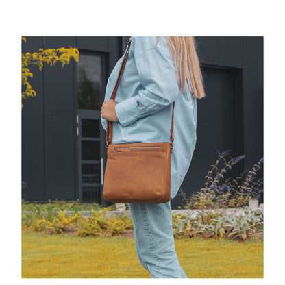 The Chesterfield Brand Mumbai Shoulderbag cognac