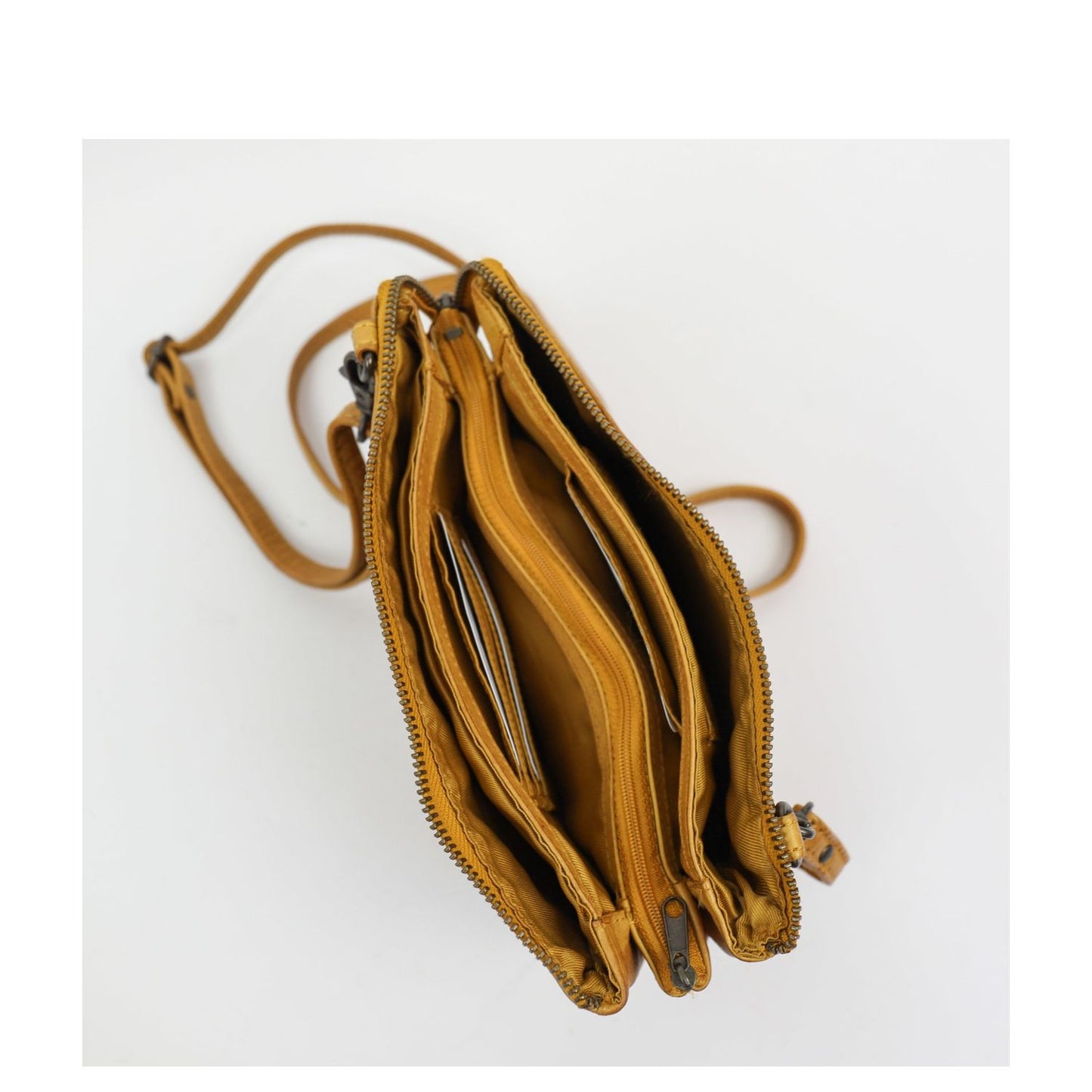 Bear Design Cow Lavato Clutch yellow