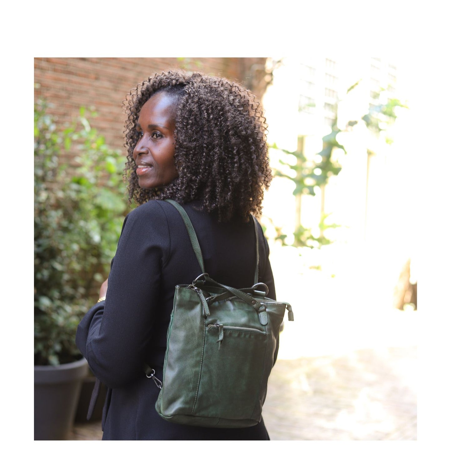 Bear Design Cow Lavato Sandy Backpack green