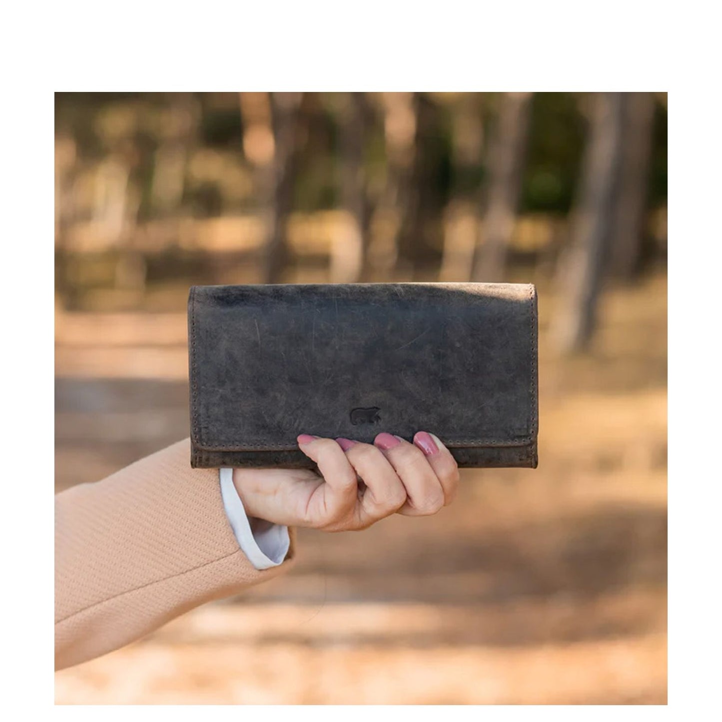 Bear Design Cow Lavato Wallet 12 cc blue