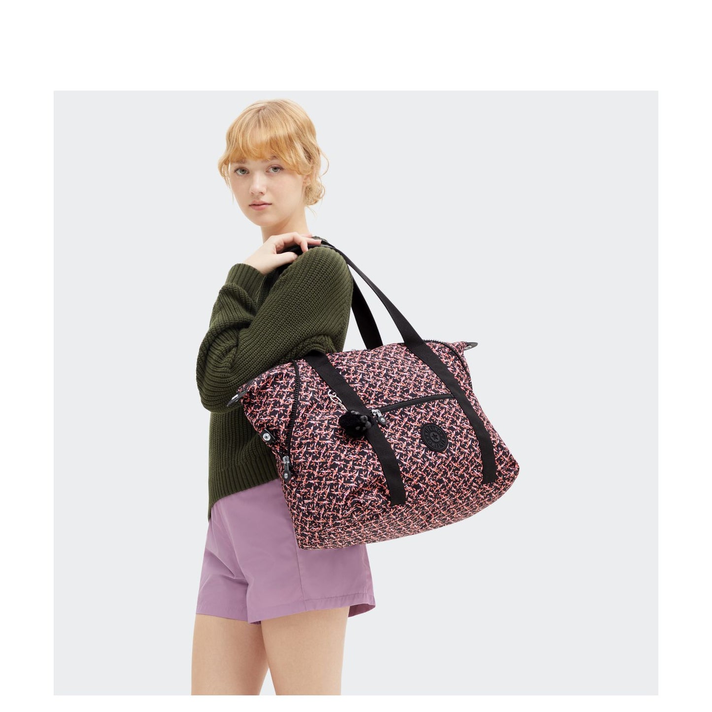 Kipling Art M Duffle dancing bouquet