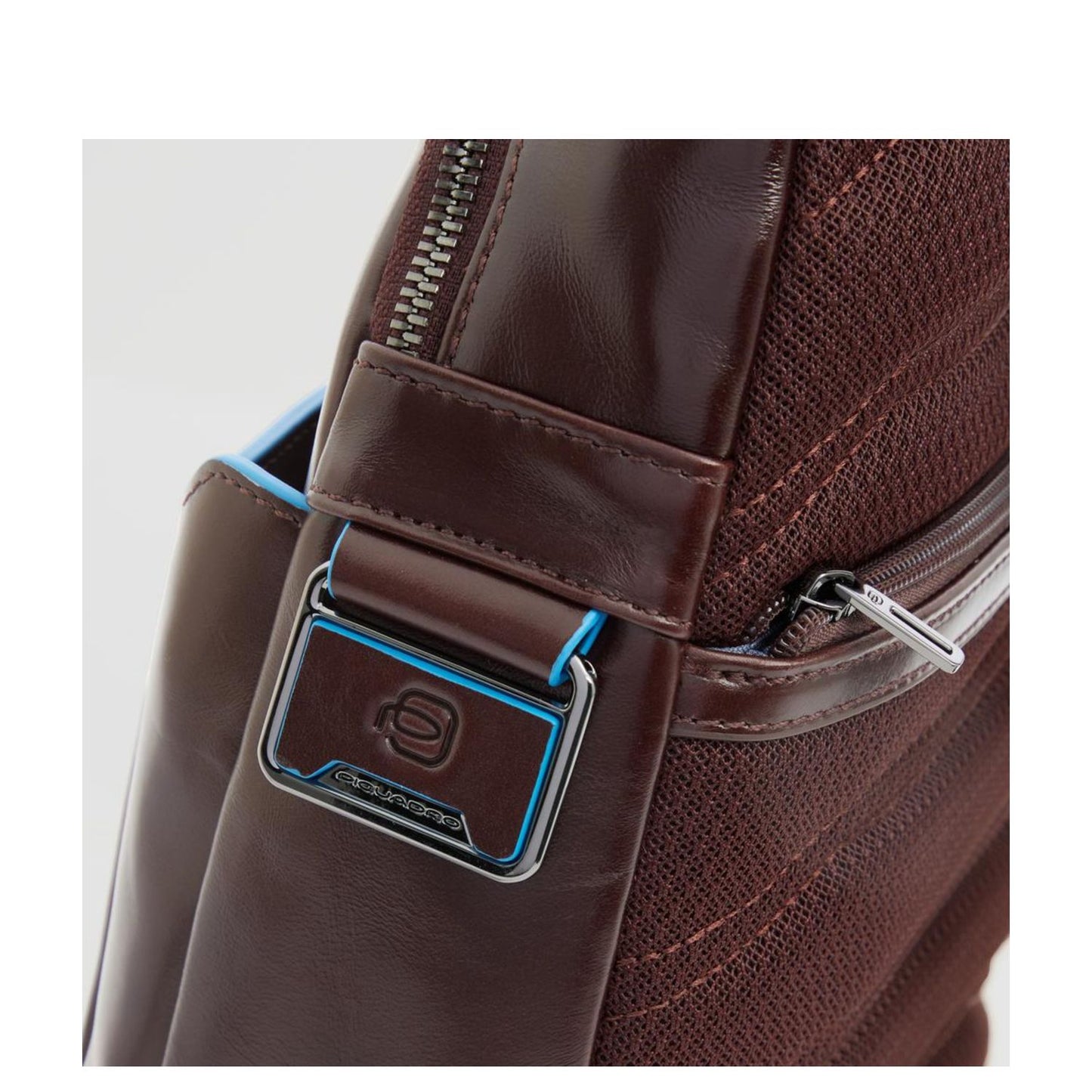 Piquadro Blue Square Mono Sling iPad Pro 9.7"/ iPad 11" mahogany brown