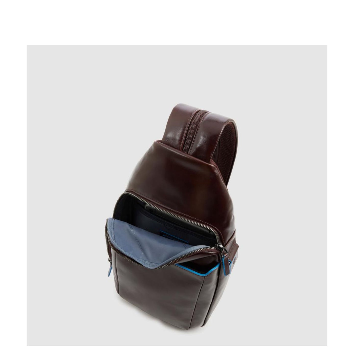 Piquadro Blue Square Mono Sling iPad Pro 9.7"/ iPad 11" mahogany brown