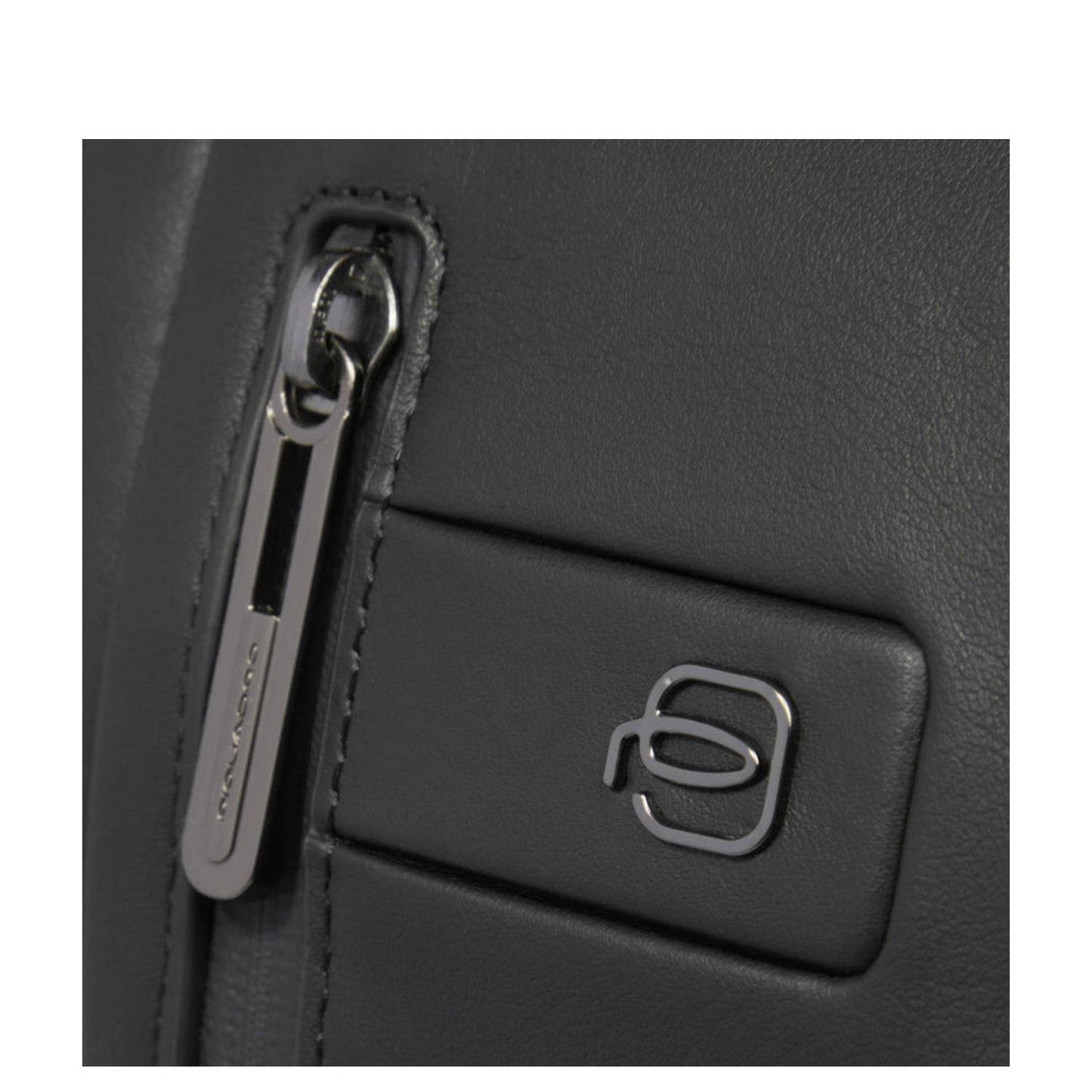 Piquadro Urban Computer Backpack with iPad 10.5"/iPad 9.7" Compartment black