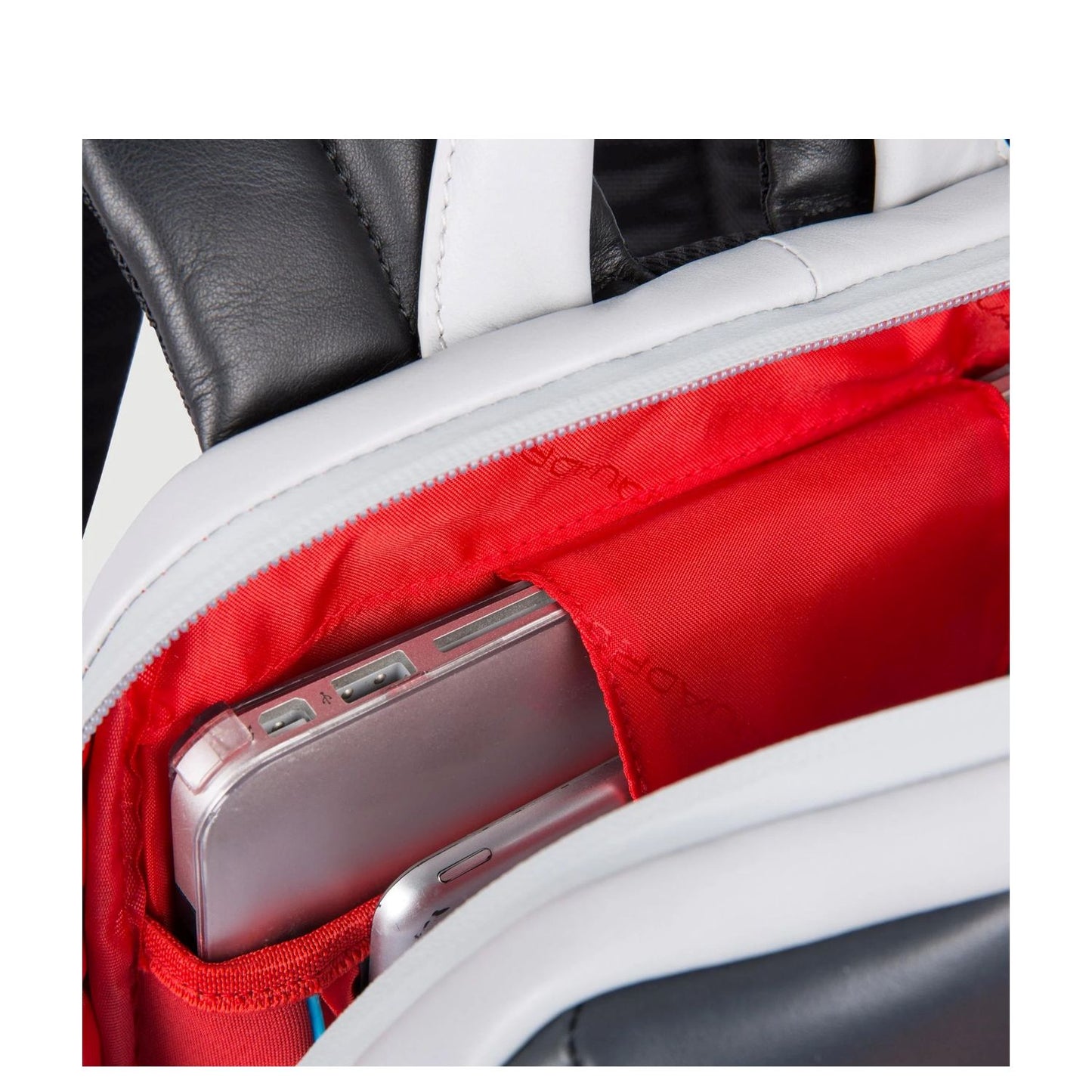 Piquadro Urban Computer Backpack with iPad 10.5"/iPad 9.7" compartment grey / black