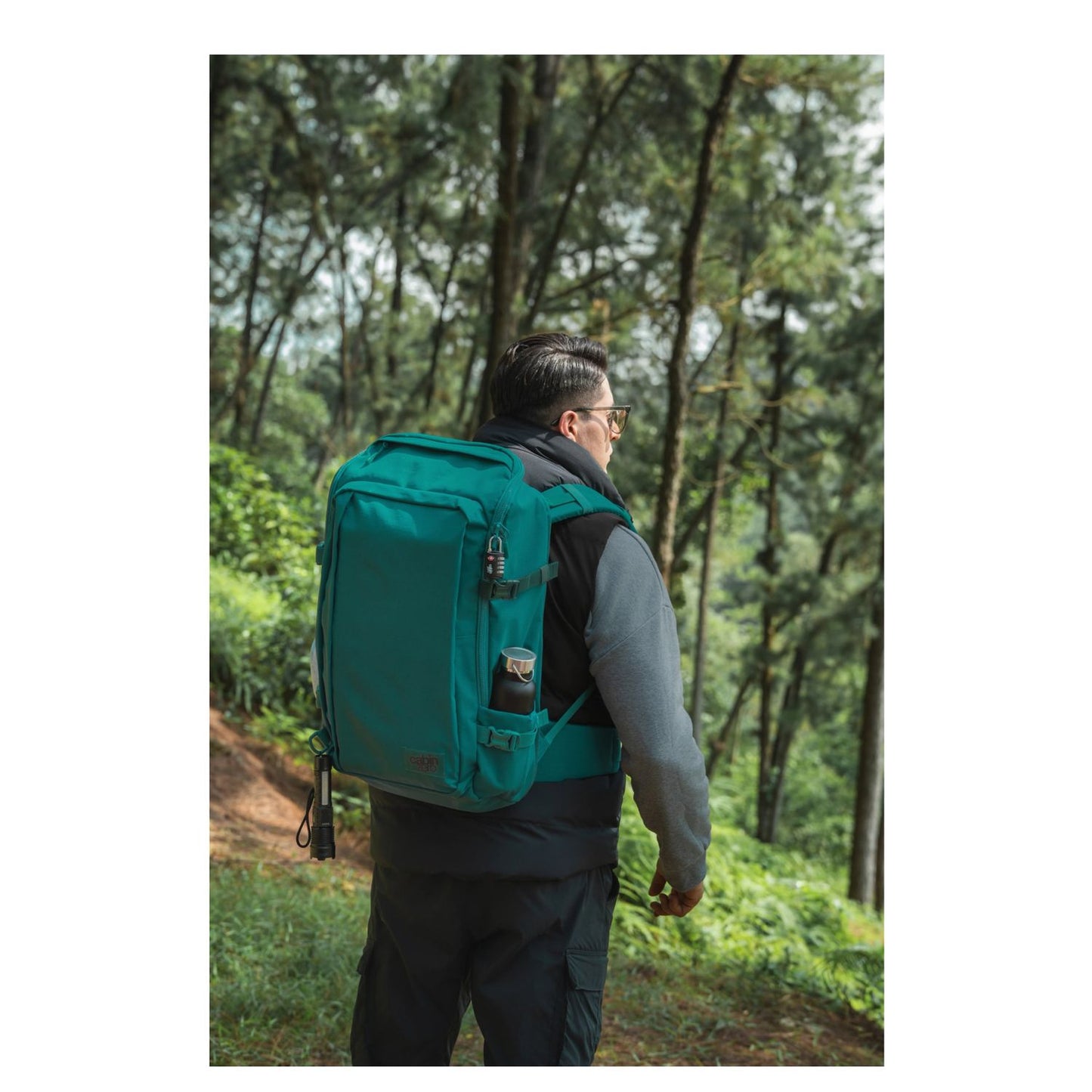 CabinZero Adventure Pro 42L Cabin Backpack kerala green