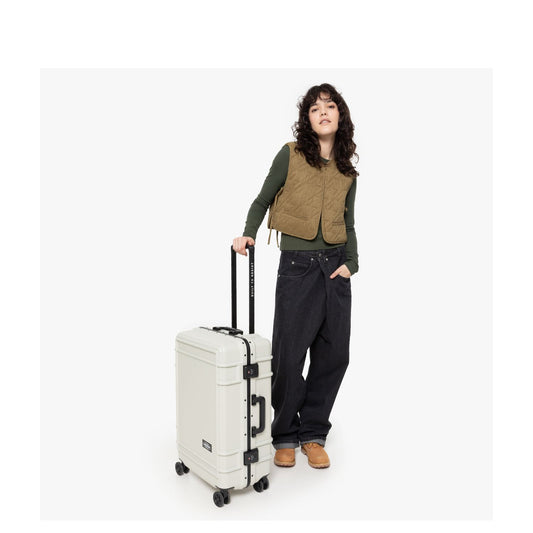 Eastpak Resist'R Case M sand