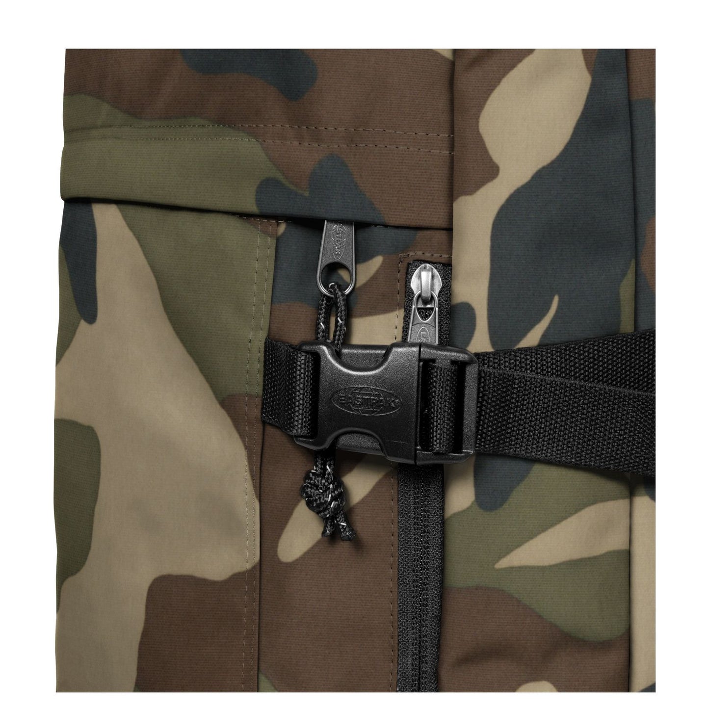 Eastpak Travelpack camo